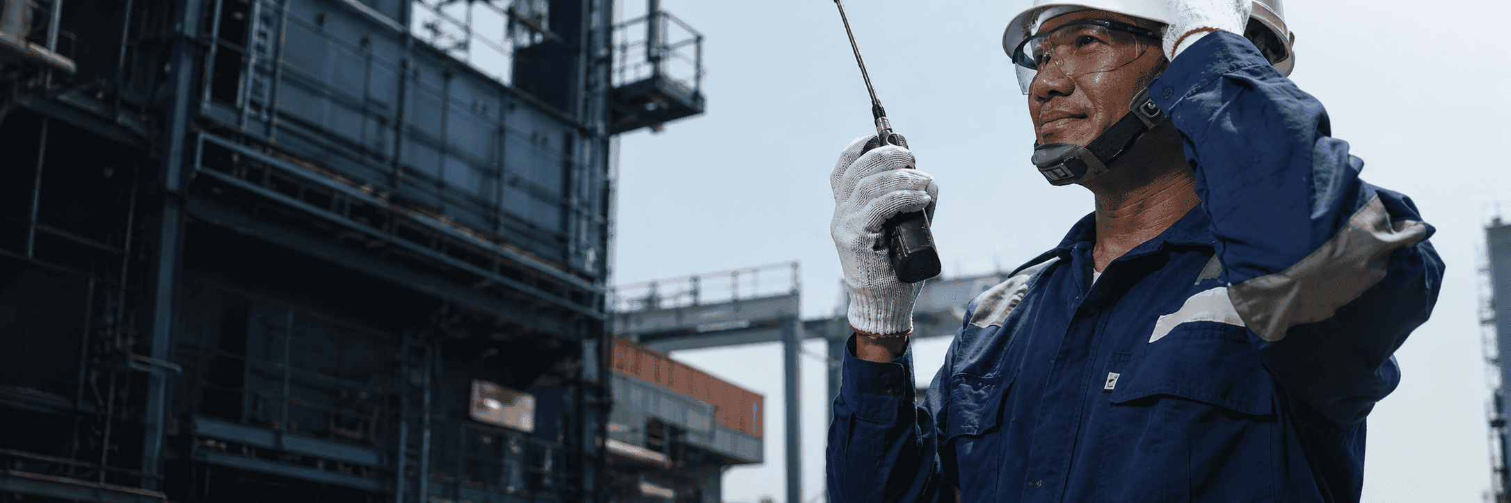 industrial-worker-with-radio-at-plant-1-4